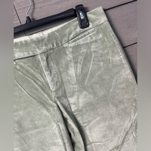Gap Sage Green Velour Modern Fit Flare Pants Sz 8 Ankle - Picture 3 of 9